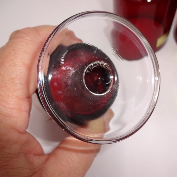 Set of 4 Vintage Ruby Red Clear Glass Arcoroc Footed Cordial Glasses 4" France - Picture 5 of 6